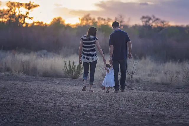 Familie sein Als Vater unterstützen