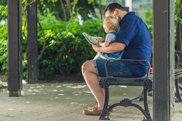 Vater sein Papa in Elternzeit